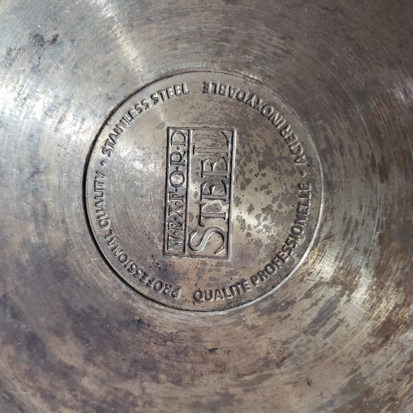 Stainless steel wok with silicone handles - Picture 5 of 8